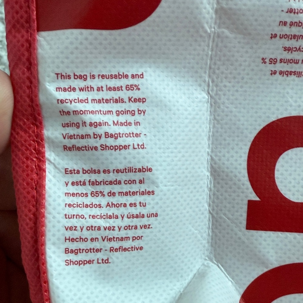 ♥️NWOT Lululemon Athletica Reusable Vibrant Red Bag - Picture 2 of 6